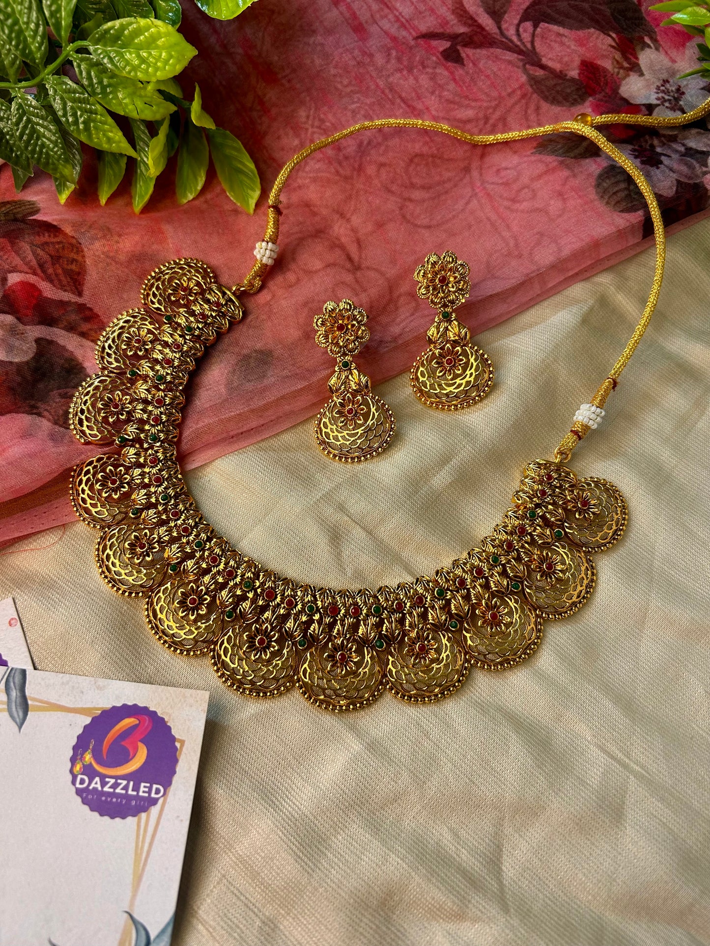Roopnikhar necklace with earrings