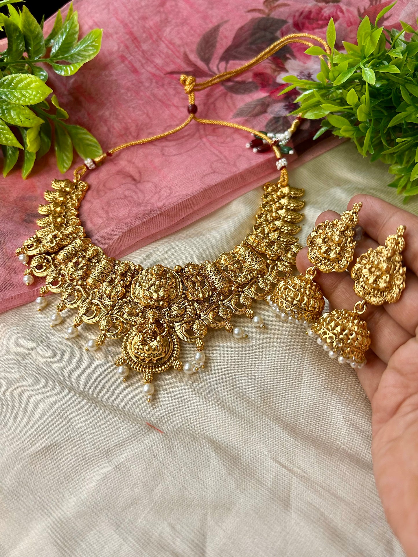 Mahalaxmi necklace with earrings